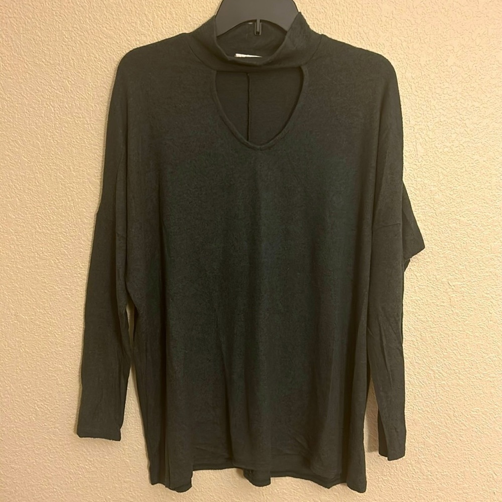 Women’s small dark green sweater